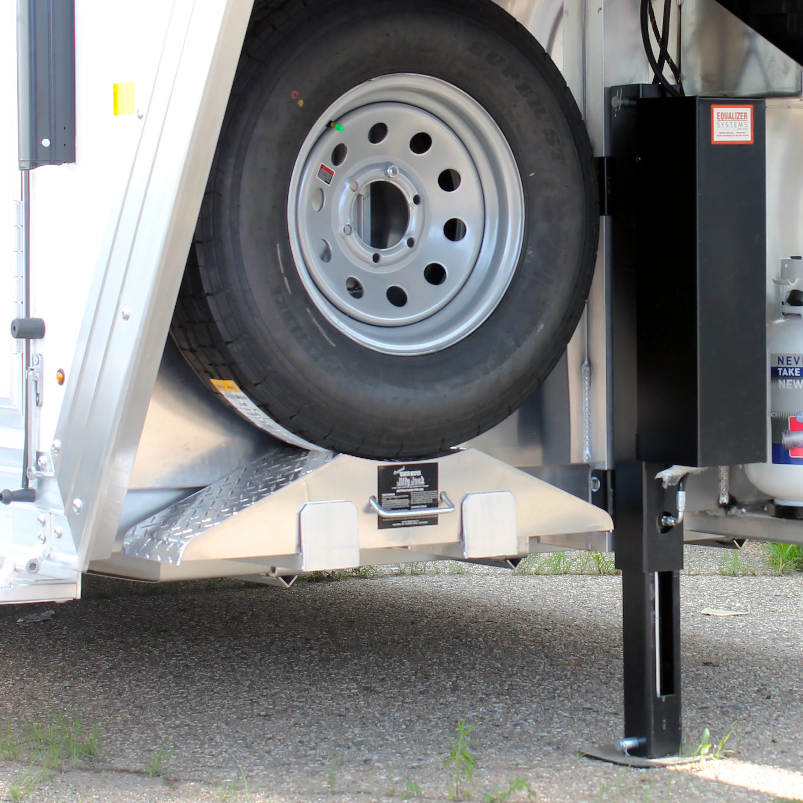 Merhow Horse Trailer